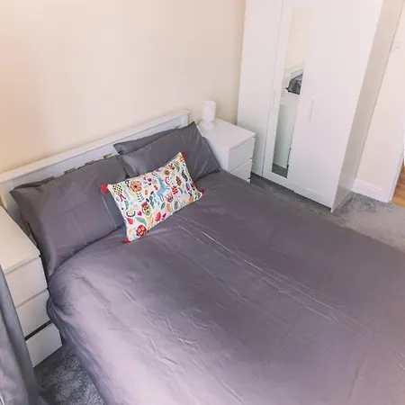Bright & Modern 2bed In City Centre Apt 3 아파트 더블린