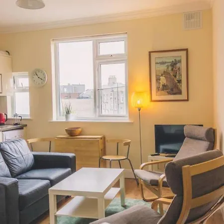Апартаменты Bright & Modern 2bed In City Centre Apt 3